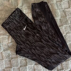 Nike‎ Black and White Patterned Leggings